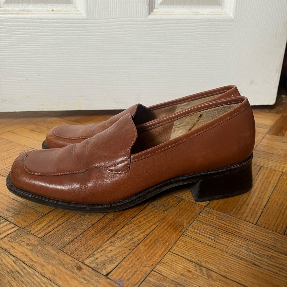 Brown heeled loafers